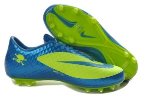 Nike soccer shoes